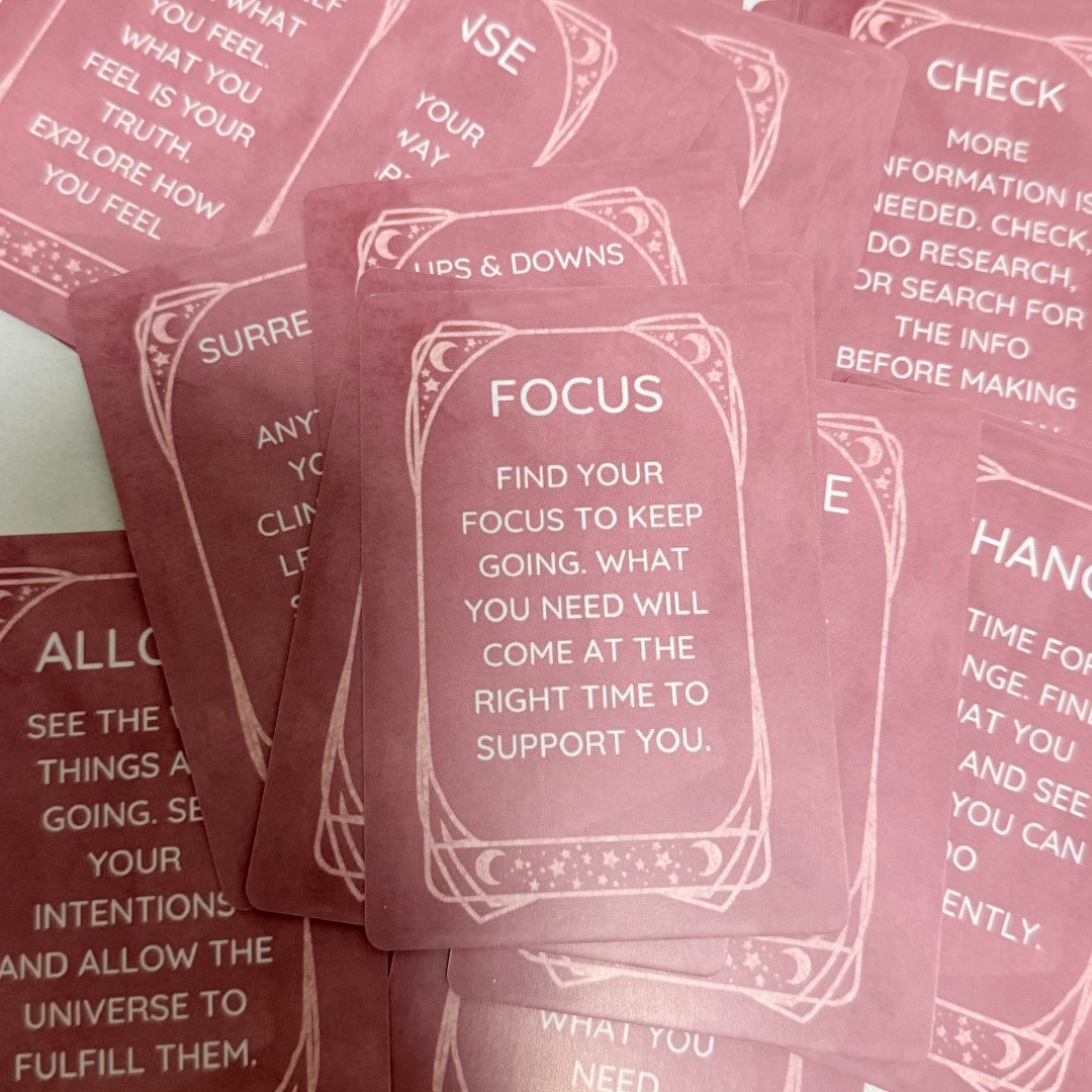 日替わりおすすめオラクルカード 45枚組 英語版 意味 家族 - Party Games Meaning のレビューと価格